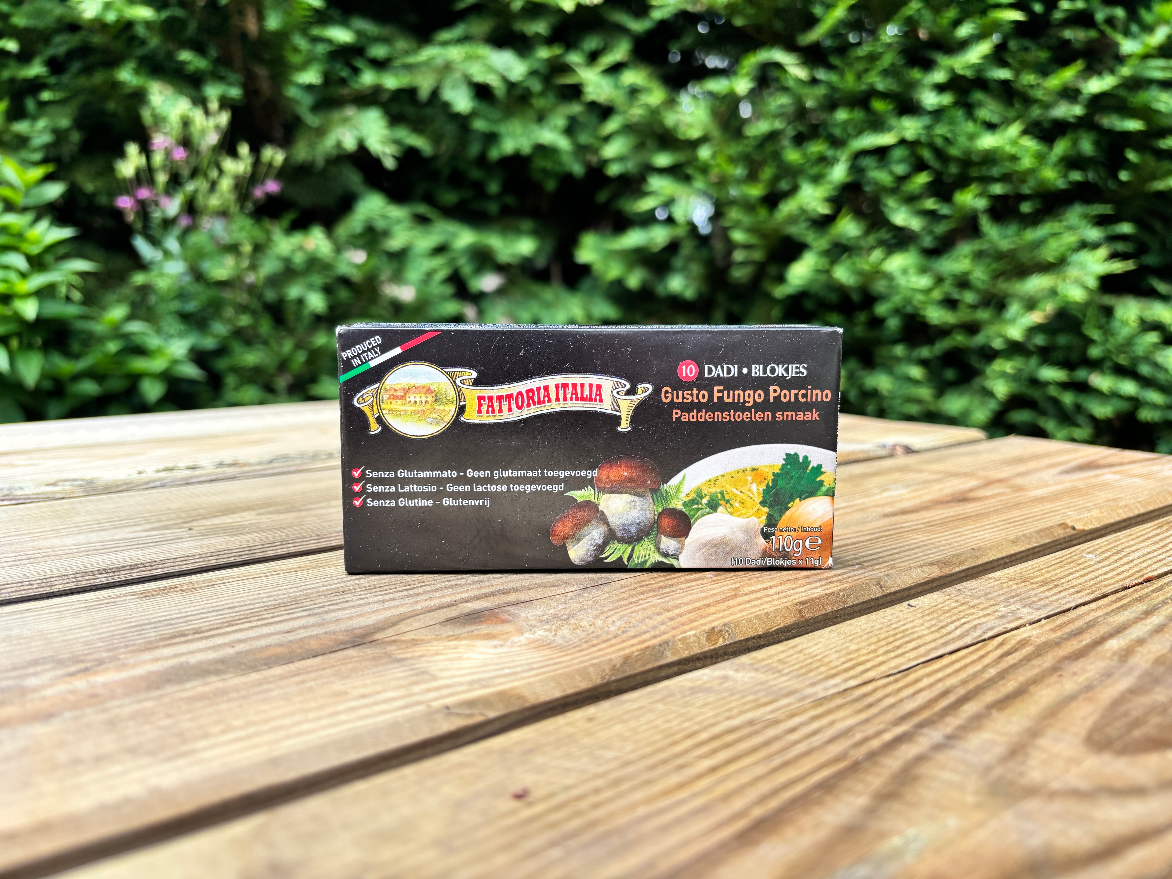Groentebouillon met eekhoorntjesbrood smaak